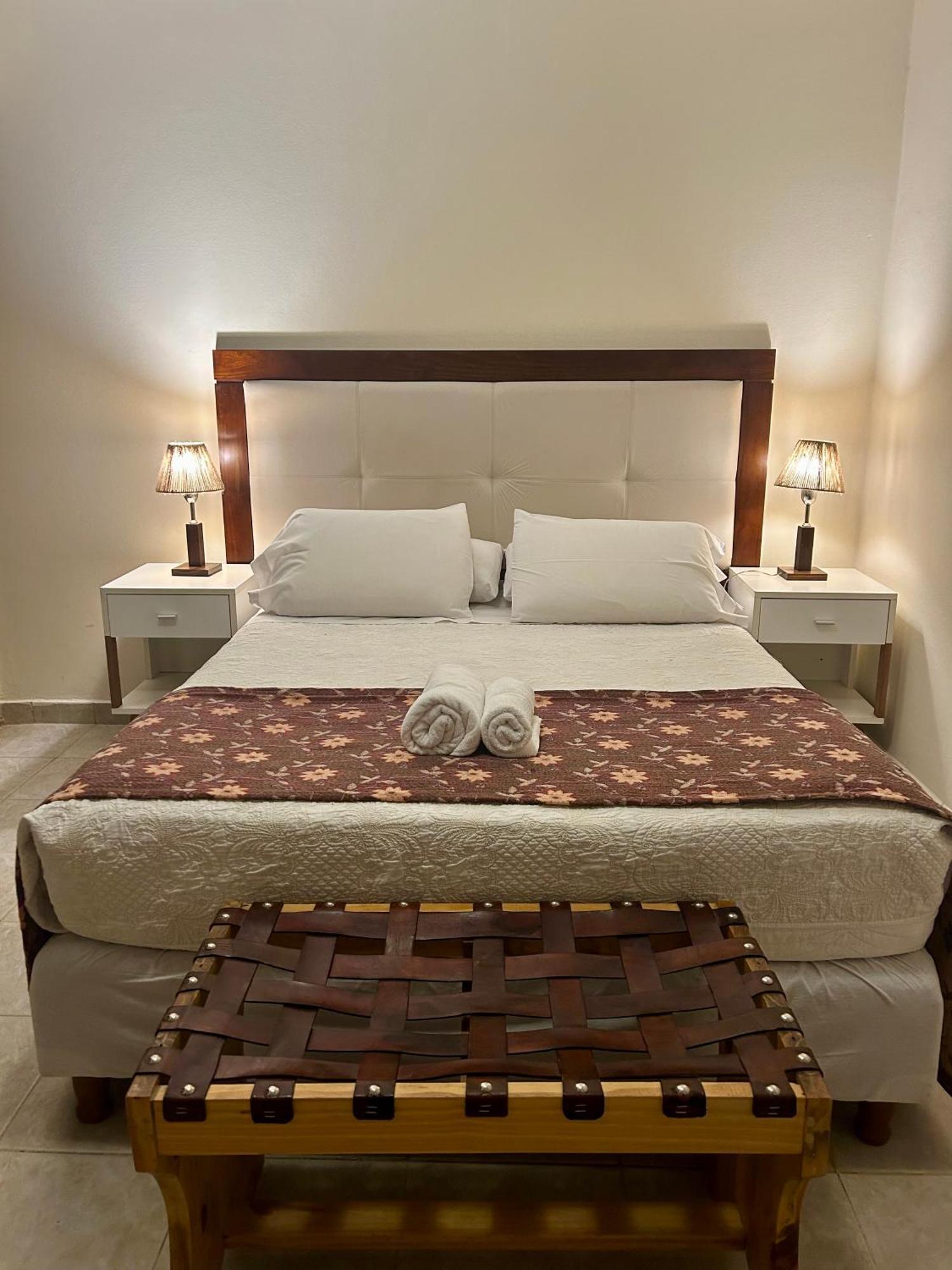 Plaza Hotel *